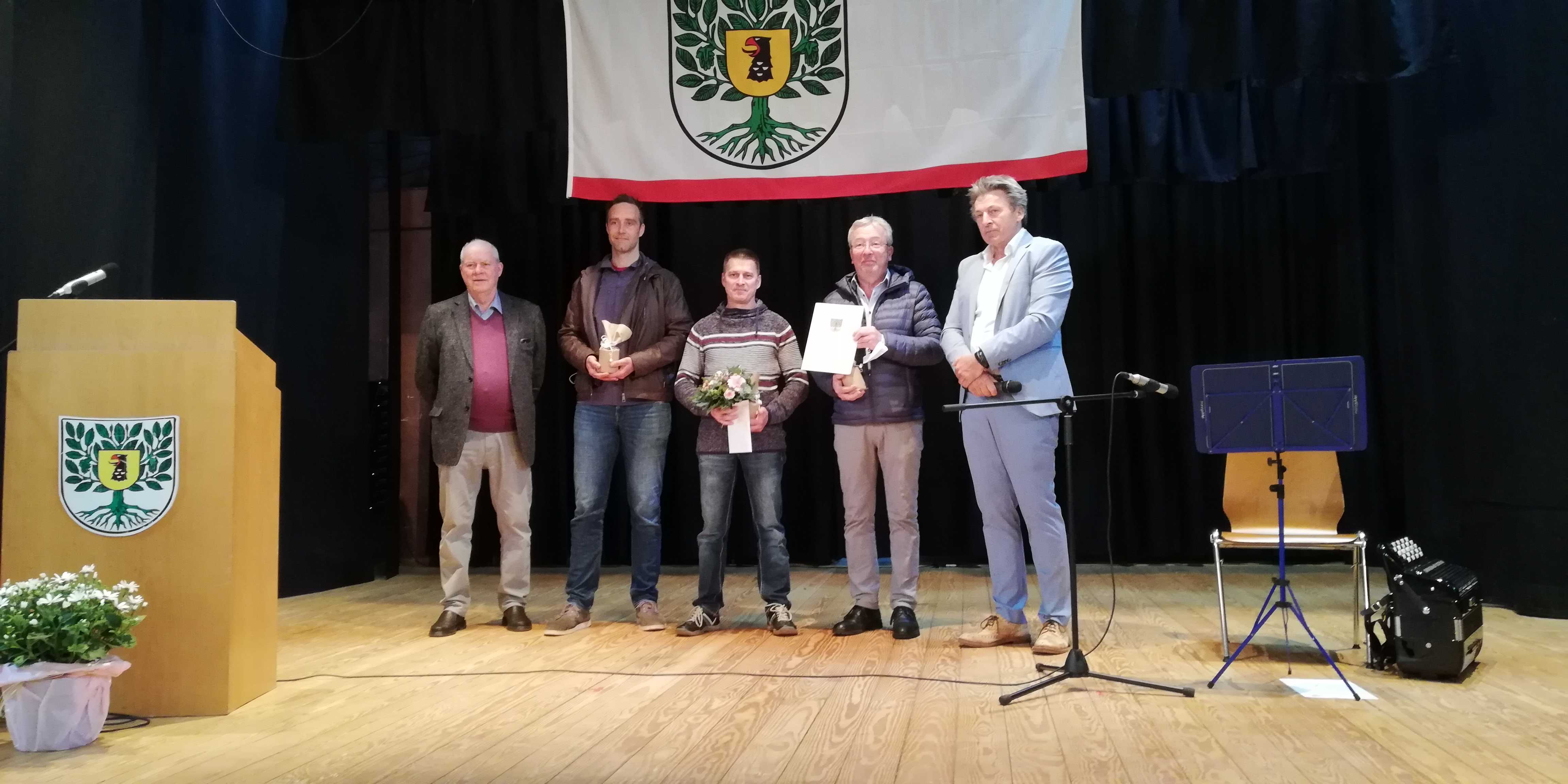 Ehrung des Brummkreisel April 2022